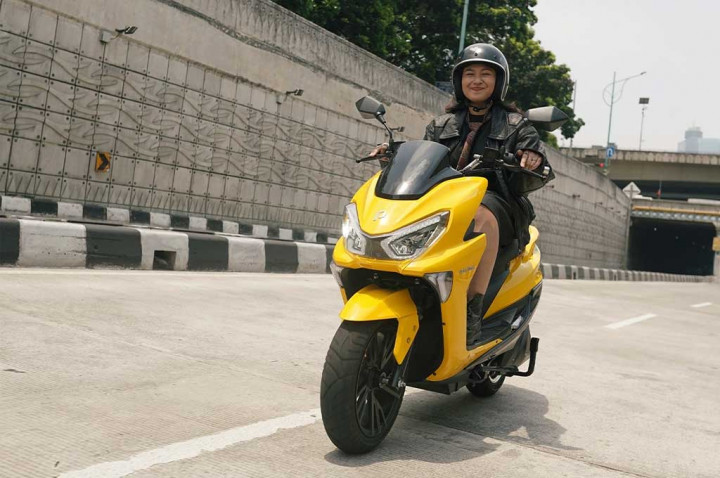 Mau Mudik Pakai Motor Listrik? Biar Aman, Nih Saran dari Polytron