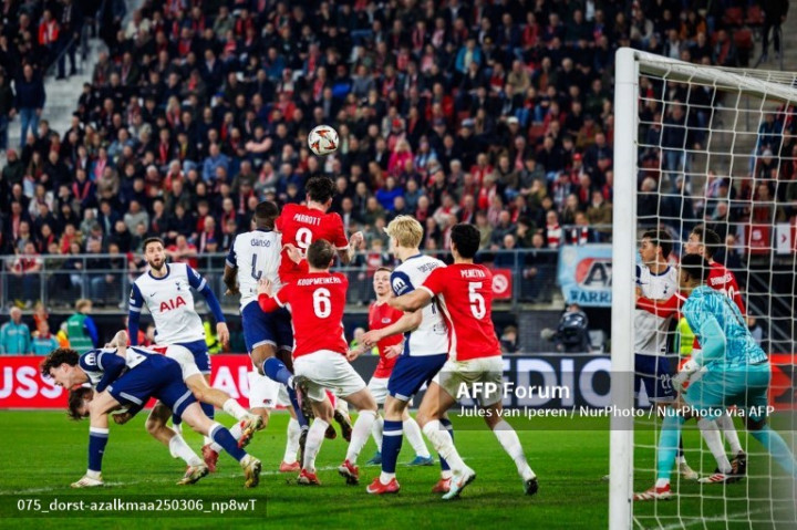AZ Alkmaar Vs Tottenham Hotspur: Gol Bunuh Diri Benamkan Spurs