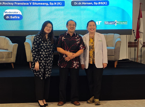 Ki-ka: Dr. Safira, Dr. dr. Harsan, Sp.BS, K, M.Kes - Neurovascular, dan Dr. dr. Rocksy Fransisca V. Situmeang, Sp.N (K). (Foto: Dok. Istimewa)