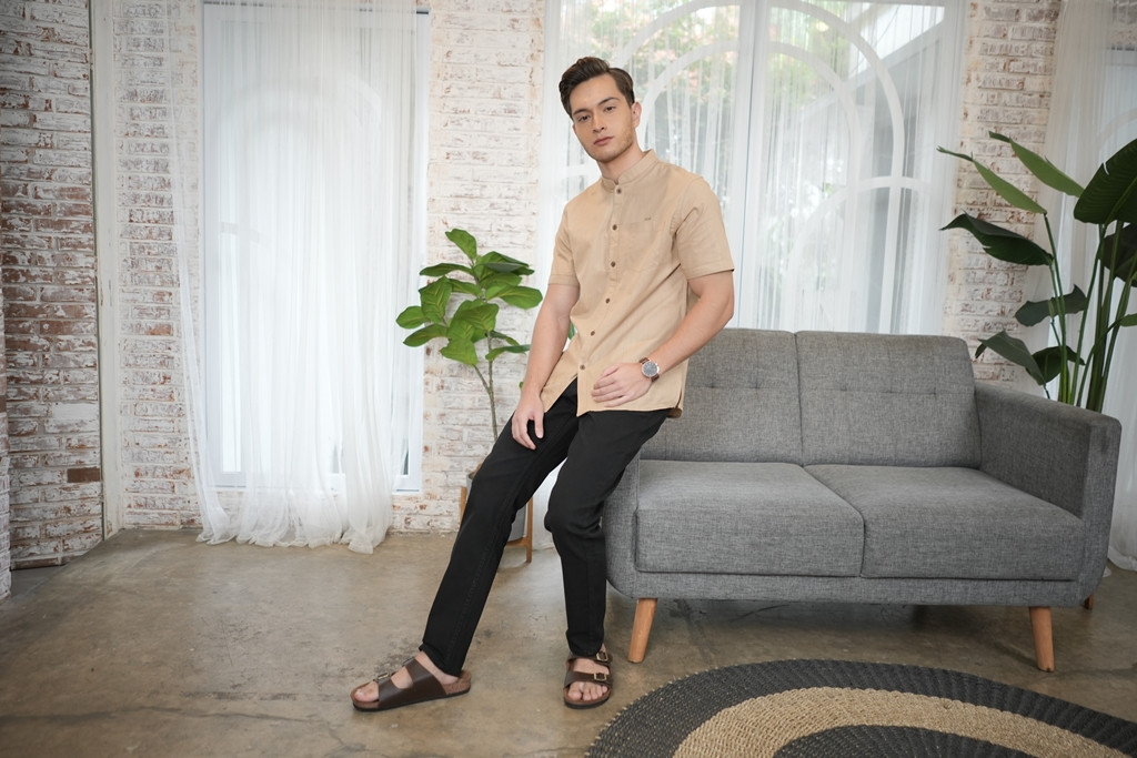 Tren baju koko bukan hanya sekadar dipakai saat salat maupun hari raya, tapi juga bisa dijadikan outfit di berbagai acara. Dok. Ist