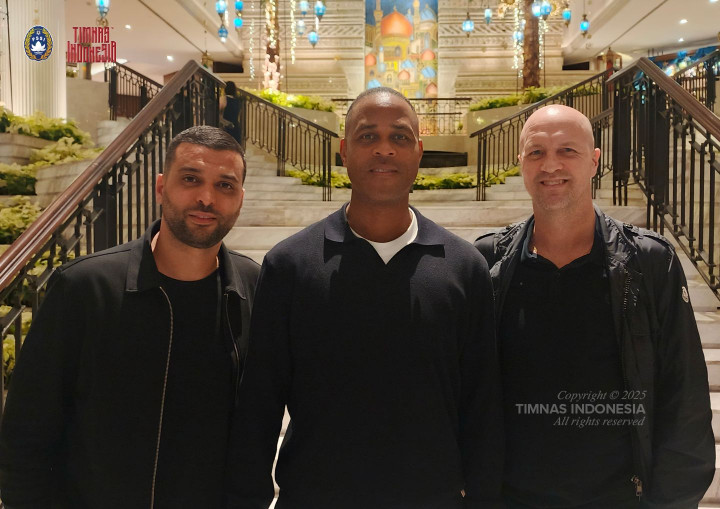 Kluivert dan Cryuff Tiba di Tanah Air, Erick Thohir Bersyukur