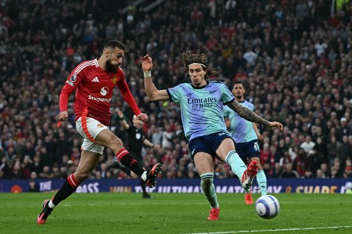 Hasil Liga Inggris: Arsenal Curi 1 Poin dari Kandang MU