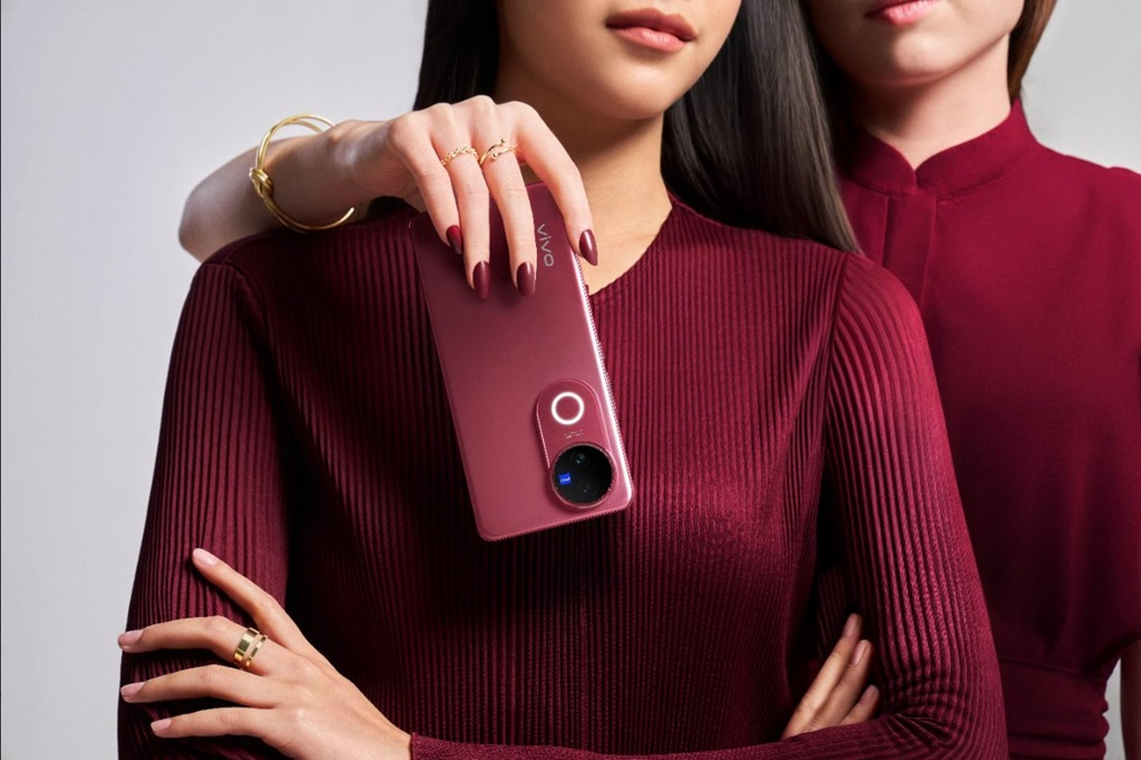 vivo Indonesia mengumumkan kesiapannya untuk meluncurkan vivo V50 di Tanah Air.