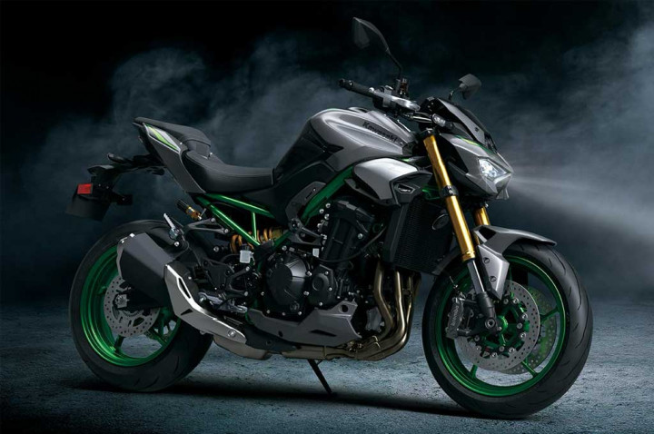 Kawasaki Rilis Z900 & Z900 SE, Harganya Bikin Geleng-Geleng!