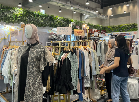 Rendezvous Modest Market menghadirkan berbagai koleksi raya yang sedang tren saat ini. (Foto: Dok. Istimewa)