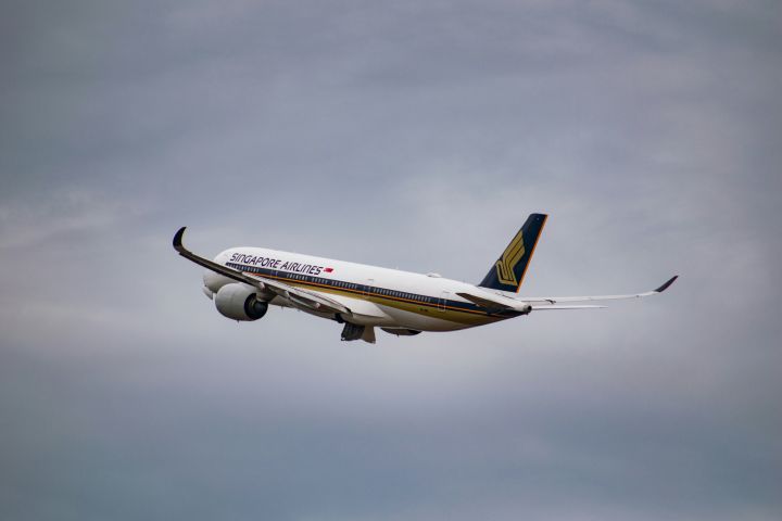 Singapore Airlines Garap Solusi AI untuk Penerbangan