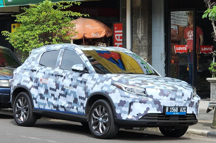 Ada Mobil Misterius Berkeliaran Di Bandung, Mobil Listrik Baru Nih