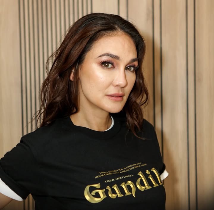 Luna Maya Mandi Darah di Teaser Trailer Film Gundik