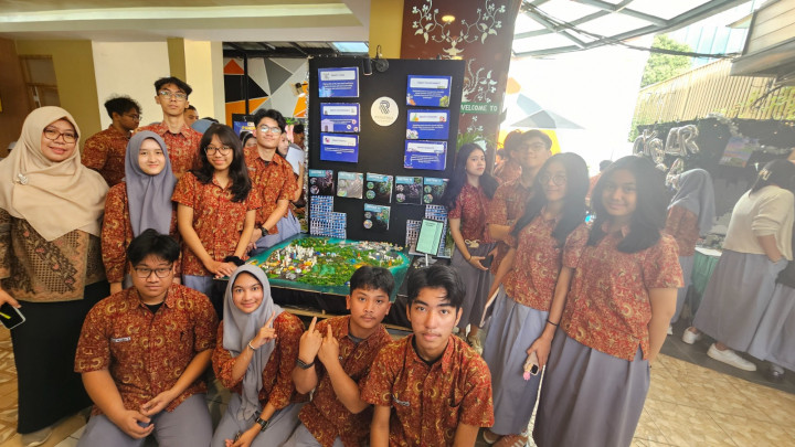 SMA Labschool Jakarta Pamerkan Proyek Siswa Berbasis STEAM