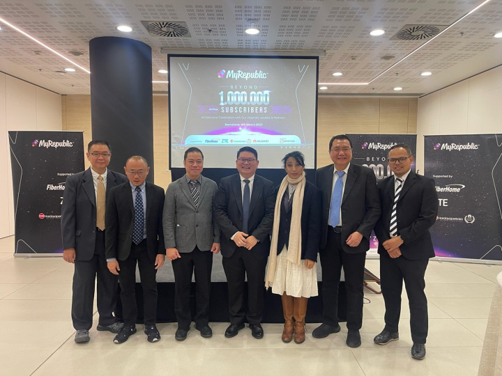 Berca Hardayaperkasa Dukung MyRepublic Capai 1 Juta Pelanggan