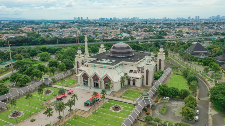 Direvitalisasi, Begini Wajah Baru Masjid Agung At-Tin