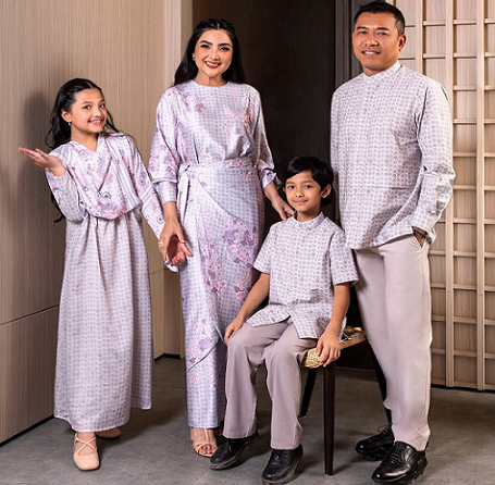 Bukan Burgundy atau Gamis Katbol, Ini Rekomendasi Baju Lebaran ala Kami