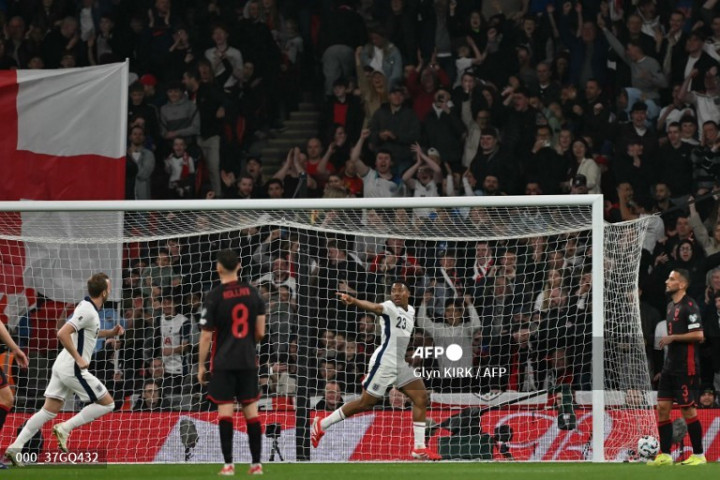 Myles Lewis-Skelly Sulit Menggambarkan Perasaan Usai Cetak Gol Perdana untuk Inggris