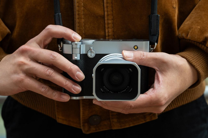 Fujifilm GFX100RF, Kamera Digital Lensa Fix Pertama di Seri GFX