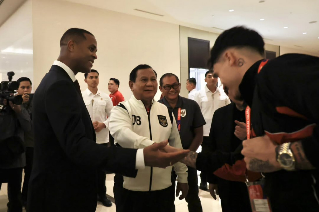 Momen Presiden Kasih Semangat ke Timnas Indonesia