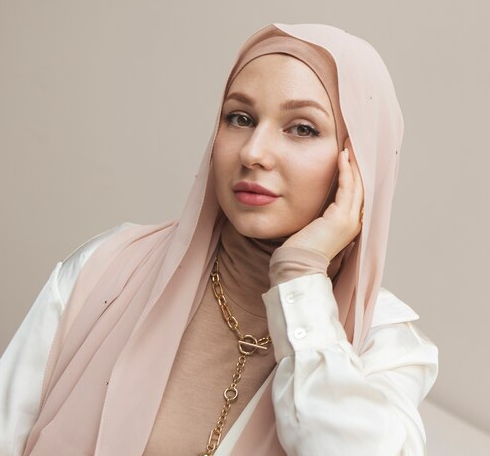 Glowing di Hari Raya, Ini Rahasia Merawat Kulit Sensitif Tanpa Iritasi