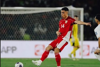 Debut Manis Joey Pelupessy