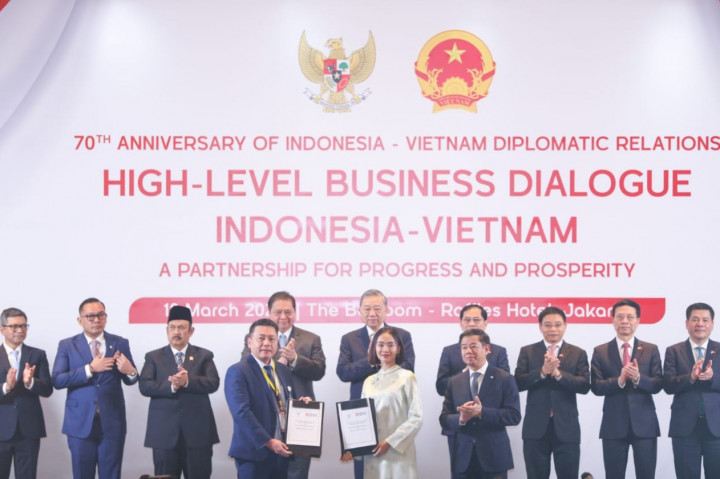 Membangun Ekosistem yang Mengubah Permainan Secara Ambisius