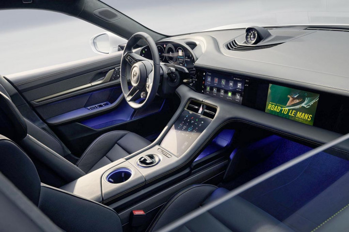 Porsche Hadirkan Pembaruan Infotainment Canggih di Model Terbaru