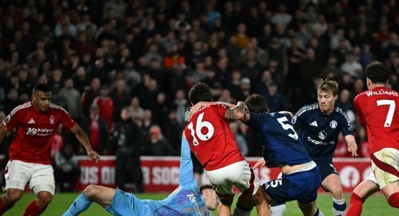 Nottingham Forest vs Manchester United: Gol Tunggal Elanga Permalukan MU