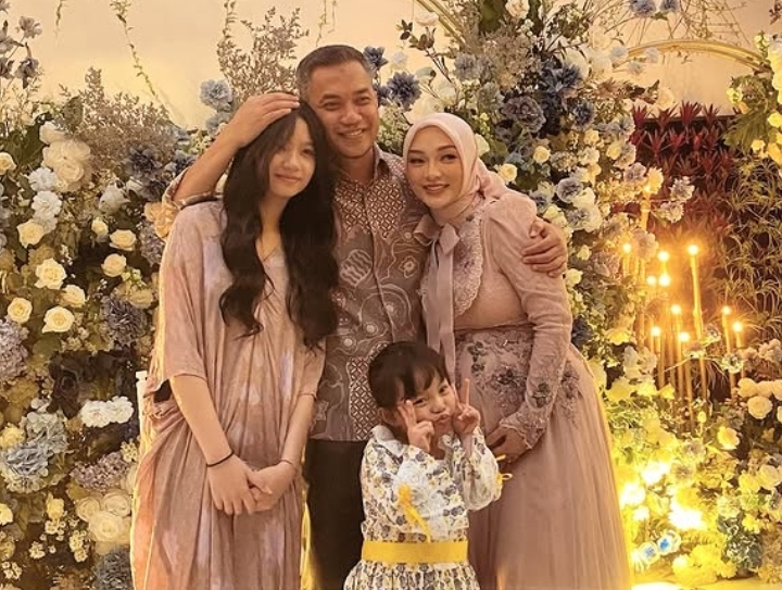 Zaskia Gotik Melahirkan Anak Ketiga, Jenis Kelamin Laki-laki