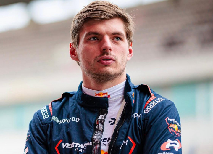 Legenda F1 Ini Prediksi Max Verstappen Bakal Gabung Mercedes