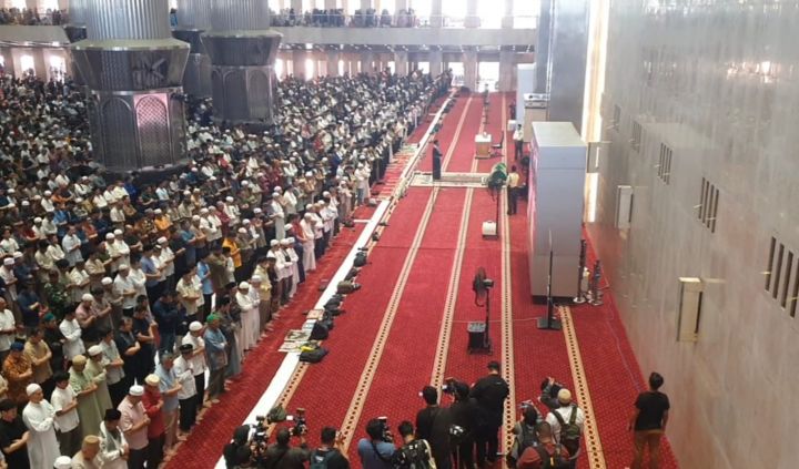Jenazah Ray Sahetapy Disalatkan di Masjid Istiqlal, Tempat Sang Aktor Ucapkan Syahadat