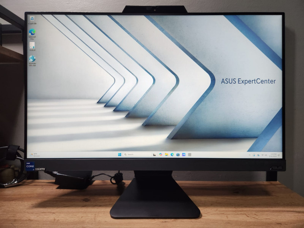 Asus Expertcenter EG3408WVA