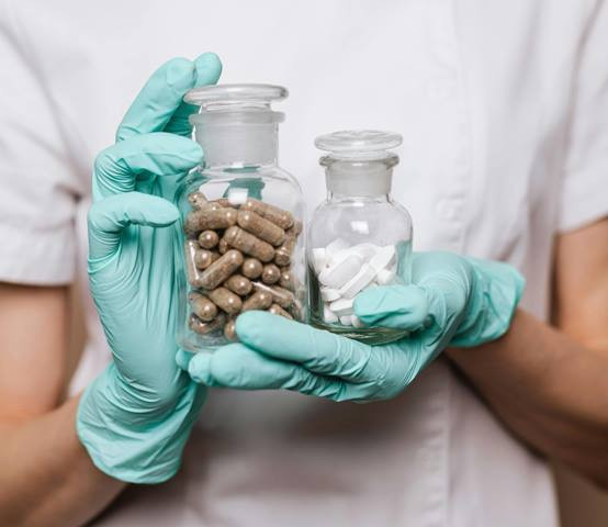 Perlu Tahu, 5 Kombinasi Suplemen Ini Tidak Boleh Dikonsumsi Bersamaan