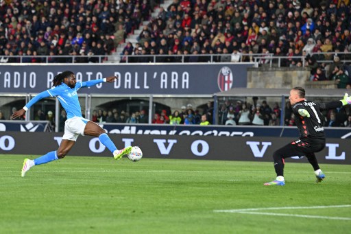 Napoli Ditahan Imbang Bologna 1-1