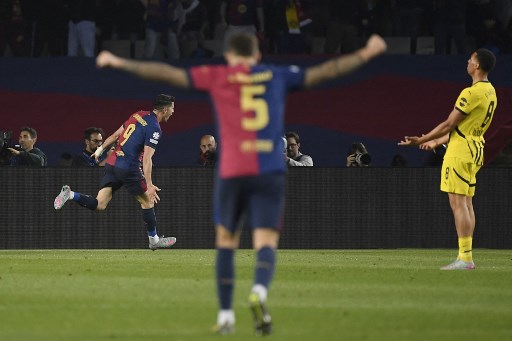 Barca Libas Dortmund 4-0, Lewandowski Brace