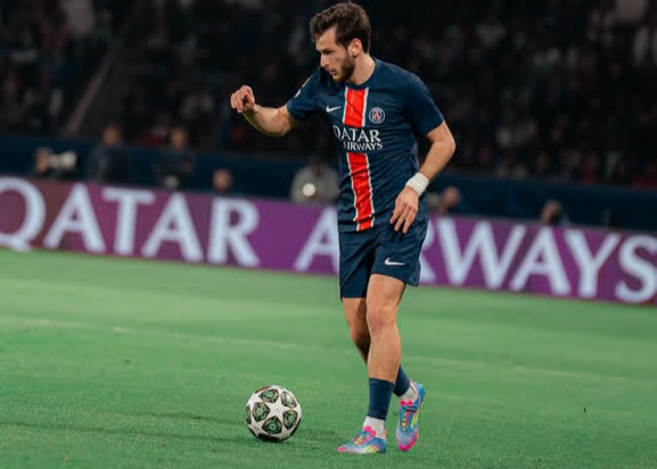 Kvaratskhelia Jadi Aktor Kunci Kemenangan PSG Kontra Aston Villa