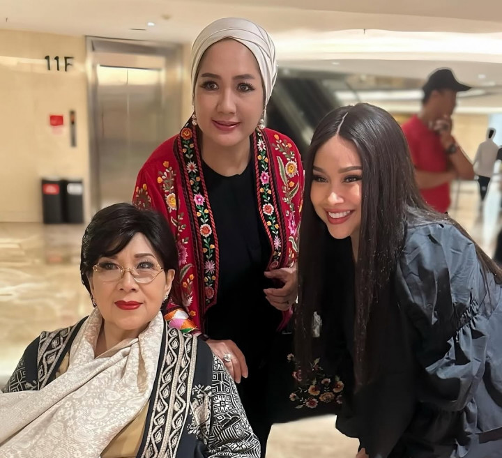 Deretan Penyanyi Senior Berduka atas Kepergian Titiek Puspa