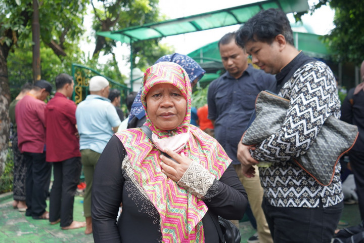 Penggemar Asal Lampung Rela Datang demi Hadiri Pemakaman Titiek Puspa
