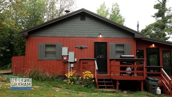 Aktor Ini Siapkan Warisan Rumah Terpencil untuk Anaknya