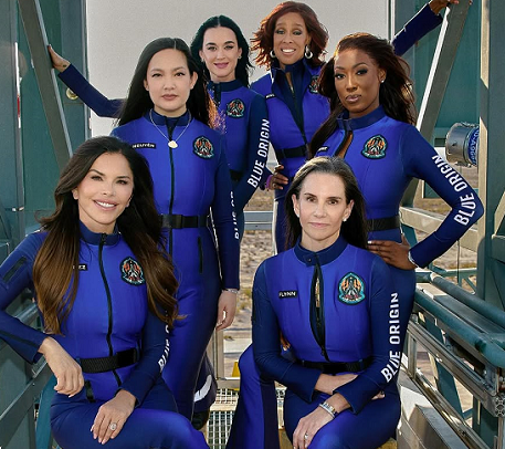 Katy Perry dan lima influencer Amerika Serikat ikut misi ke luar angkasa dengan roket Blue Origin. (Foto: Dok. Instagram/@blueorigin)