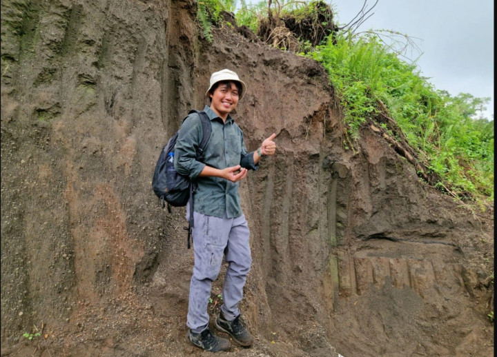 Peneliti UGM Ungkap Fakta Mencengangkan tentang Letusan Gunung Raung