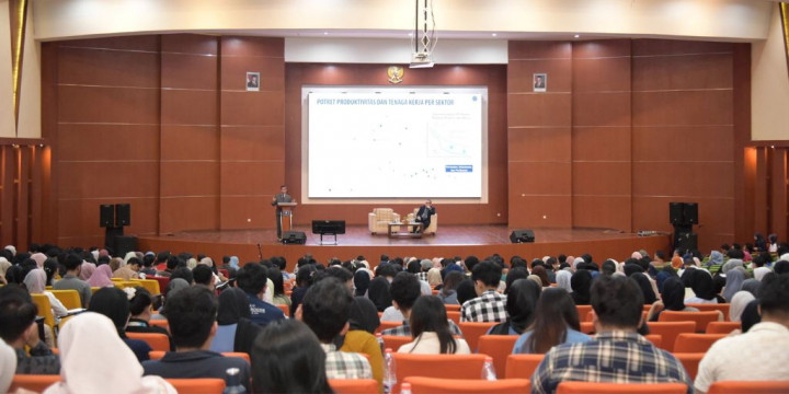 Menaker: Mahasiswa Tidak Cukup Hanya Bermodal Ijazah