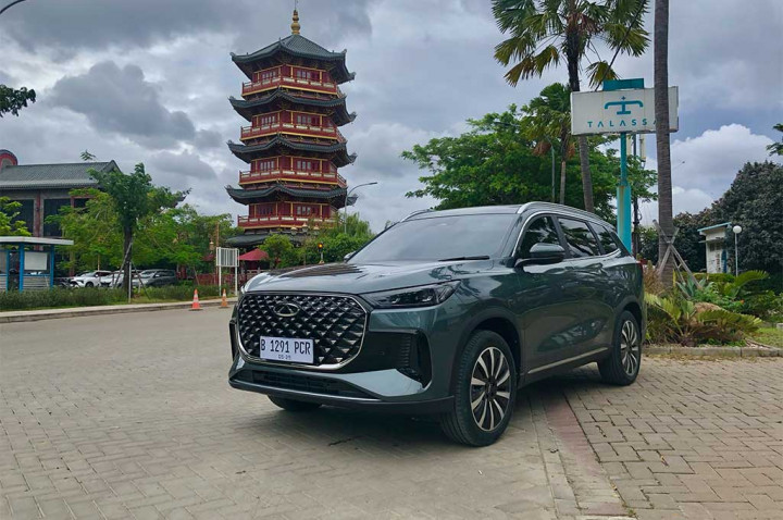 Menjejak Rasa di Chery Tiggo 8 CSH, Awas Baterai Jangan di Bawah 25 Persen!