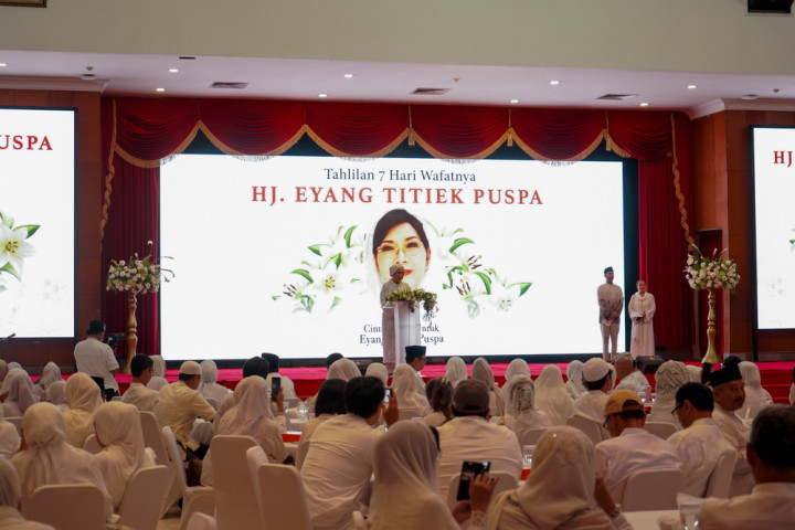 Keluarga Kenang Sosok Titiek Puspa dalam Tahlilan Hari ke-7