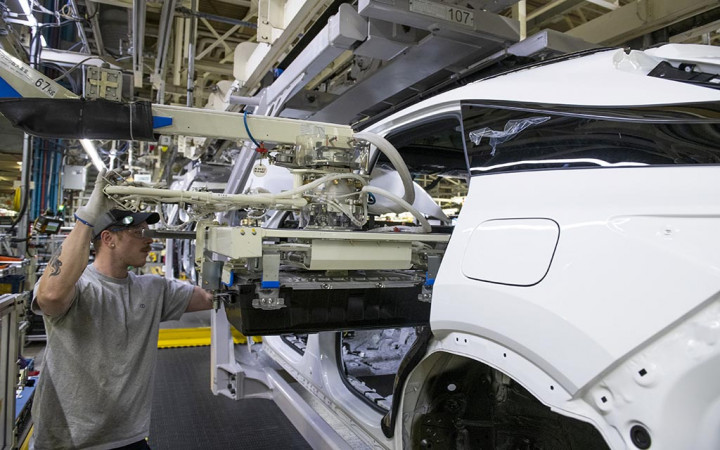 Industri Otomotif Kanada Dibayang-Bayangi PHK Massal Karena Tarif Impor AS