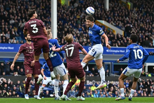 Hasil Liga Inggris: City Pecundangi Everton, Aston Villa Gebuk Newcastle