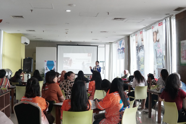 Semangat Emansipasi, Perempuan Mesti Paham Keselamatan Berkendara