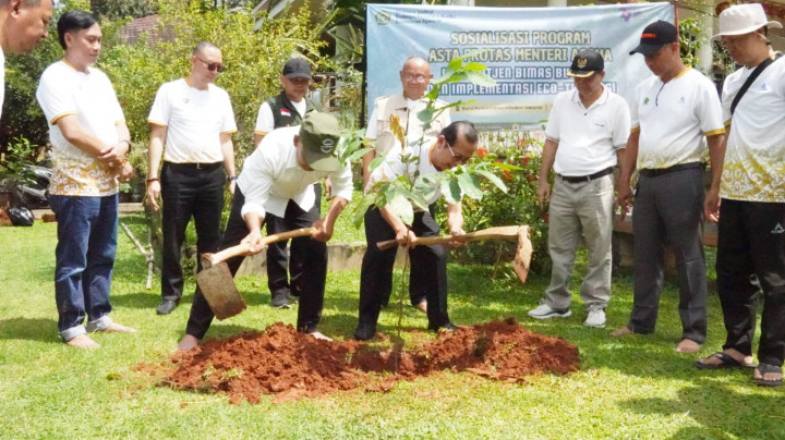 Hari Bumi, Bimas Buddha Kemenag Ajak Introspeksi Diri