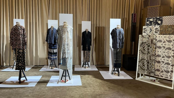 YJI Gelar Pameran Kebaya di Hari Kartini, Gandeng Oscar Lawalata dan Cita Tenun Indonesia