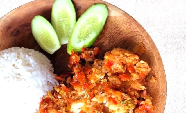 Tips Cuan dari Usaha Ayam Geprek: Modal, Strategi, dan Hitungan Untungnya!