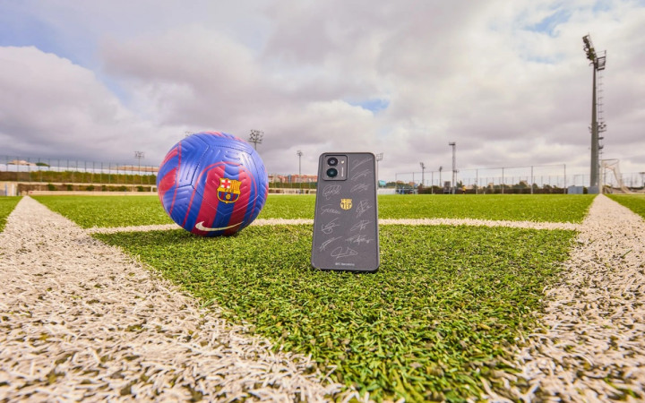 Ponsel Kolaborasi HMD X Barcelona Resmi Dirilis, Ini Penampakannya