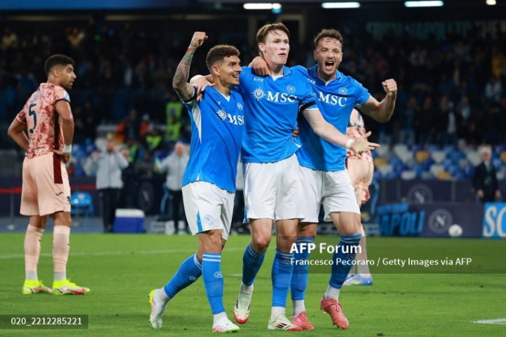 Napoli Vs Torino: Dua Gol McTominay, Bawa I Partenopei Rebut Puncak Klasemen dari Nerazzurri
