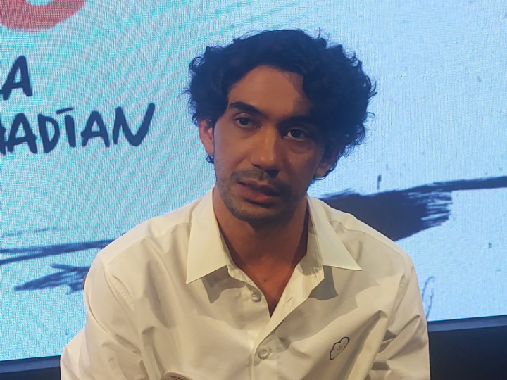 Reza Rahadian Hadirkan Program Spesial Edisi 20 Tahun Berkarya