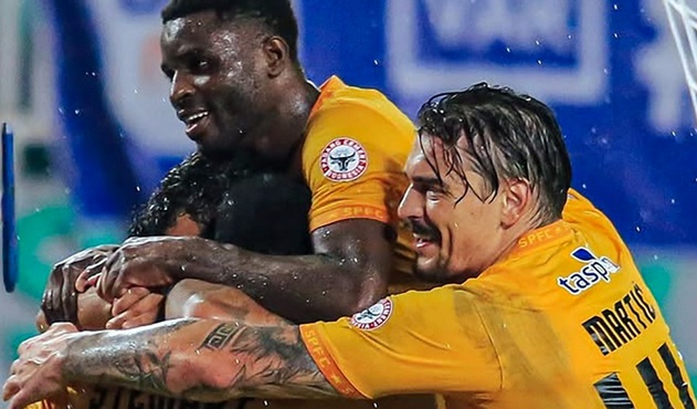 Semen Padang Buka Harapan Bertahan di Liga 1